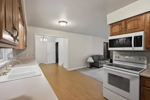 5035 Merritt Rd, Ypsilanti, MI 48197 - Photo 13
