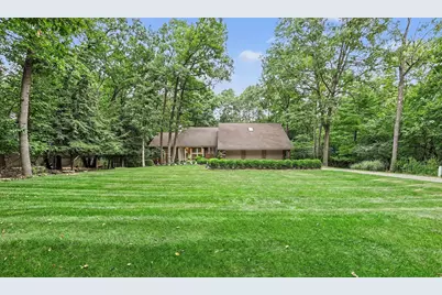 5315 Red Fox Run, Ann Arbor, MI 48105 - Photo 3