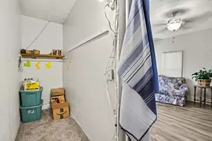 625 Oak St, Paw Paw, MI 49079 - Photo 25