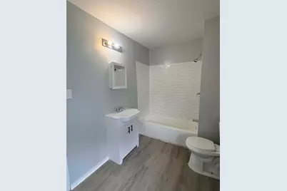 668 Pingree Street, Detroit, MI 48202 - Photo 3
