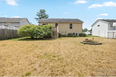 303 Regent Street SE, Grand Rapids, MI 49548 - Photo 19