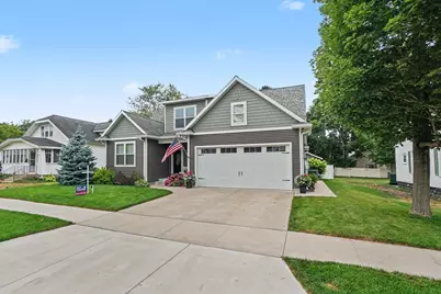 223 Prospect Street, Spring Lake, MI 49456 - Photo 3
