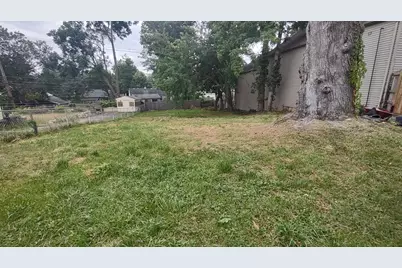 703 W Michigan Avenue, Ypsilanti, MI 48197 - Photo 25