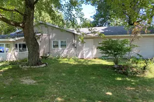 226 Dons Dr, Coldwater, MI 49036 - Photo 13