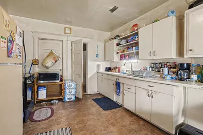 302 N Van Buren Street, Paw Paw, MI 49079 - Photo 9