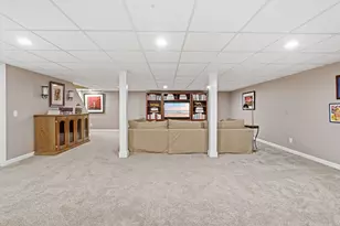 403 Tulip Dr, Three Oaks, MI 49128 - Photo 19