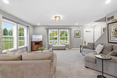 403 Tulip Drive, Three Oaks, MI 49128 - Photo 5