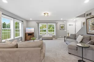 403 Tulip Dr, Three Oaks, MI 49128 - Photo 5