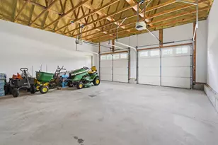403 Tulip Dr, Three Oaks, MI 49128 - Photo 27