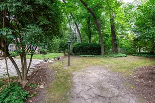 3903 Oakhills Dr, Bloomfield Hills, MI 48301 - Photo 37