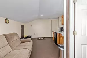1548 N Loomis Rd, Mount Pleasant, MI 48858 - Photo 23