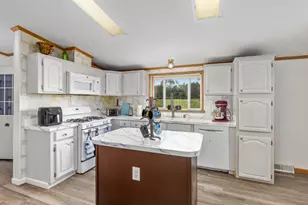 1548 N Loomis Rd, Mount Pleasant, MI 48858 - Photo 9