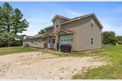 1548 N Loomis Road, Mount Pleasant, MI 48858 - Photo 3