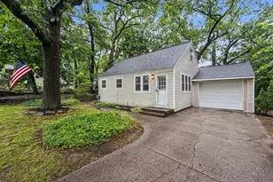 2650 Gaynor Ave NW, Grand Rapids, MI 49544 - Photo 1