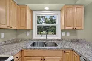 812 Forest St, Marshall, MI 49068 - Photo 15