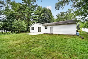 812 Forest St, Marshall, MI 49068 - Photo 33