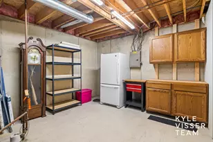 3042 Kay Dr SE, Grand Rapids, MI 49508 - Photo 29