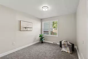 631 3 Mile Rd NE, Grand Rapids, MI 49505 - Photo 17