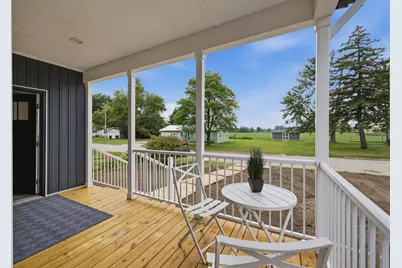 407 Sherwood Avenue, Three Oaks, MI 49128 - Photo 5