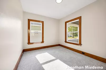 816 Richmond Street NW, Grand Rapids, MI 49504 - Photo 27