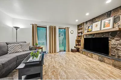 2161 Wild Cherry Lane, Kalamazoo, MI 49009 - Photo 7