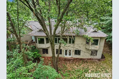 4639 Plateau View Drive NE, Grand Rapids, MI 49525 - Photo 27