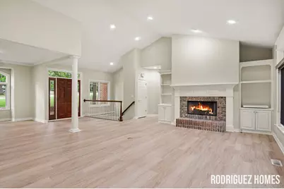 4639 Plateau View Drive NE, Grand Rapids, MI 49525 - Photo 7