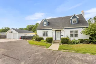 20 N 27th Street N, Battle Creek, MI 49015 - Photo 1