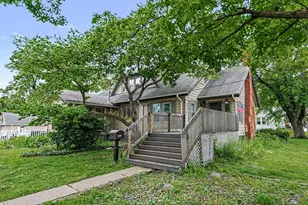 2211 Morton Ave, Saint Joseph, MI 49085 - Photo 3