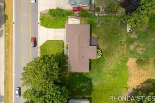 10687 Riley St, Zeeland, MI 49464 - Photo 47