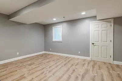 8047 Kraft Avenue SE, Caledonia, MI 49316 - Photo 33