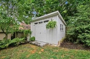 818 Iroquois Dr SE, Grand Rapids, MI 49506 - Photo 43