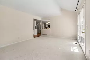 2225 Green Valley Ct, Ann Arbor, MI 48103 - Photo 13