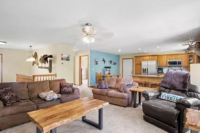 11159 Gravel Ridge Road, Lakeview, MI 48850 - Photo 7