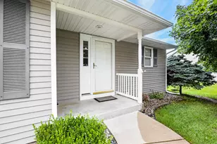 9811 Fort Myers Pkwy, Portage, MI 49002 - Photo 3