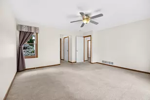 9811 Fort Myers Pkwy, Portage, MI 49002 - Photo 13