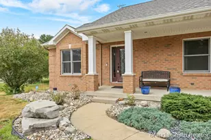 12189 White Pine Dr, Allendale, MI 49401 - Photo 5