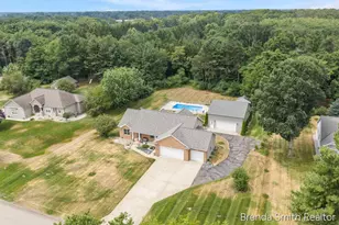 12189 White Pine Dr, Allendale, MI 49401 - Photo 45