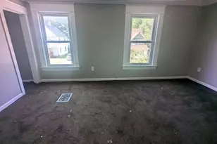 223 Woodlawn Ave, Lansing, MI 48910 - Photo 9