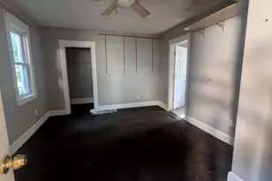223 Woodlawn Ave, Lansing, MI 48910 - Photo 5