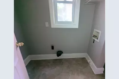 223 Woodlawn Avenue, Lansing, MI 48910 - Photo 7