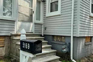 5169 Glenis St, Dearborn Heights, MI 48125 - Photo 3
