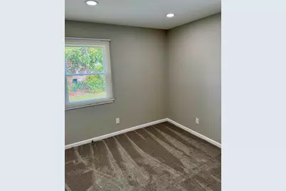 5169 Glenis Street, Dearborn Heights, MI 48125 - Photo 19