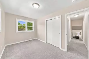 3012 John Glenn Dr, Jackson, MI 49201 - Photo 19