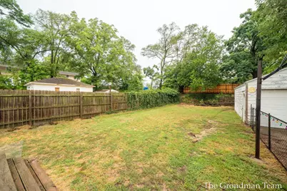 2707 Charlesgate Avenue SW, Wyoming, MI 49509 - Photo 37