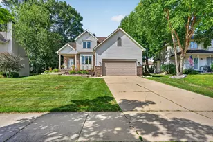 842 Northern Ridge Dr, Brighton, MI 48116 - Photo 1
