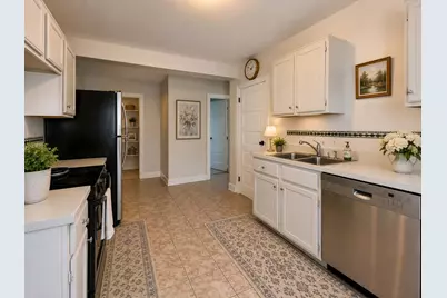 1520 Quarry Avenue NW, Grand Rapids, MI 49504 - Photo 7