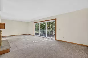 8047 Oak Hill Dr, Kalamazoo, MI 49009 - Photo 15