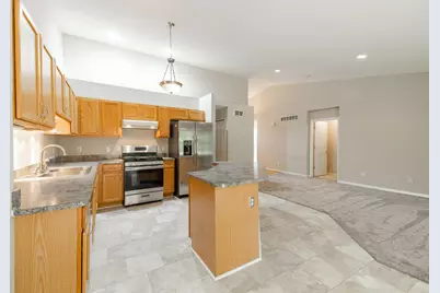 23706 W Lake Circle #36, Brownstown, MI 48183 - Photo 13