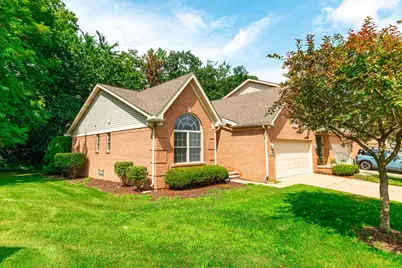 23706 W Lake Circle #36, Brownstown, MI 48183 - Photo 21